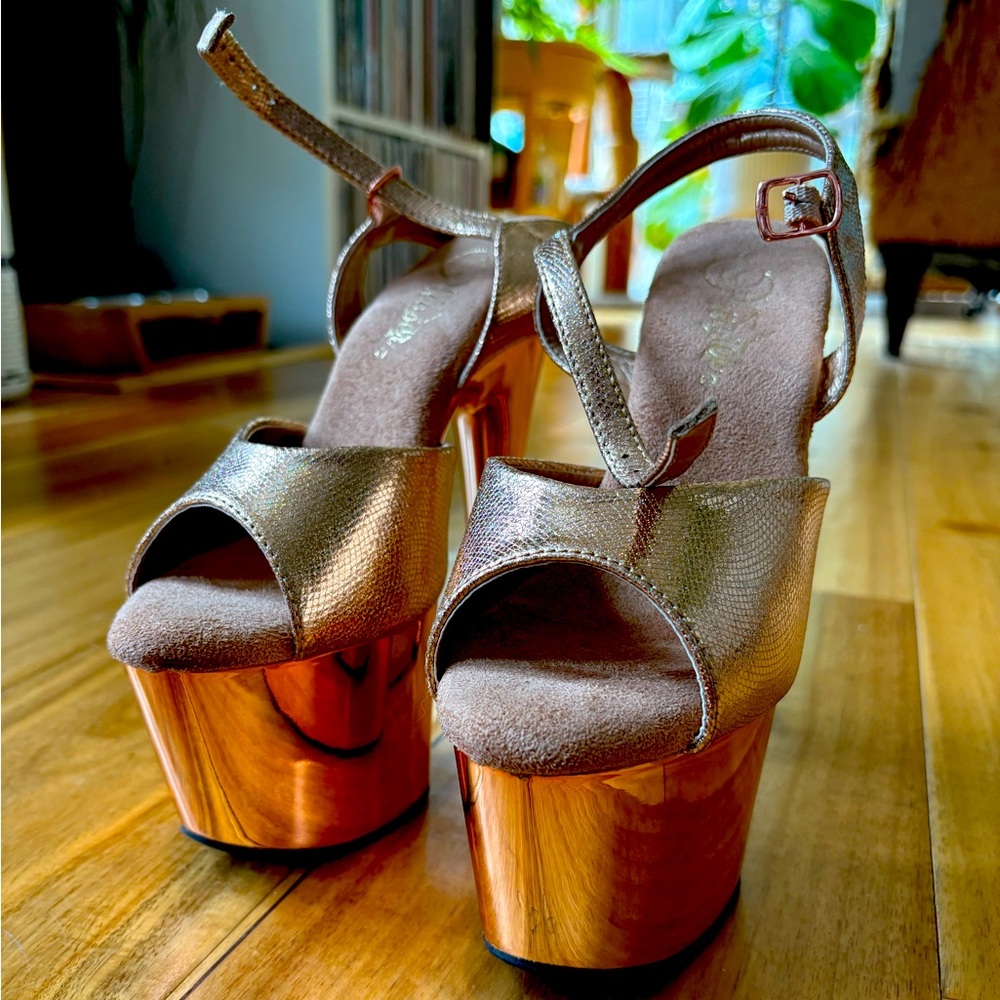 Rose Gold Chrome Pleasers 6” heels, protector sleeves and box incl